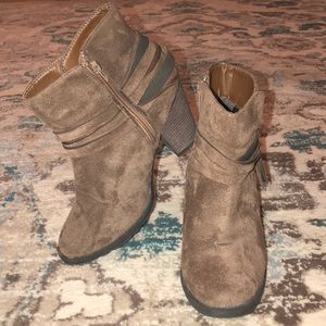 Light brown booties!